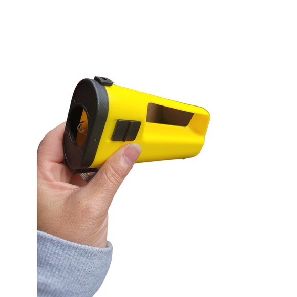 Box of Generic Tools, Screwdrivers, Tape Measurers, Cutters, Pliers, Lot Bundle - Picture 8 of 14